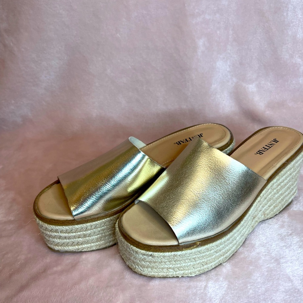 Espadrille sandals